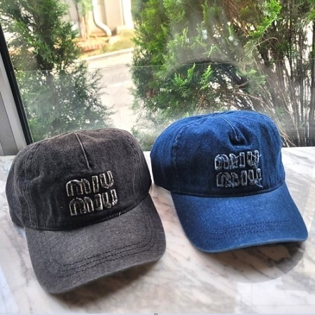 미우 MIUMIU 더블로고 데님 볼캡