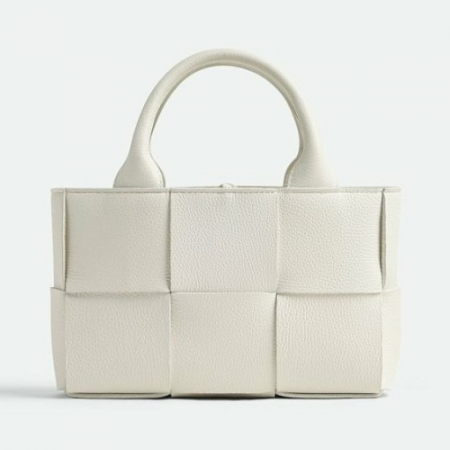 BOTTEGA VENETA 백