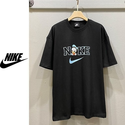 NIKE 디즈니 캐릭터 반팔티