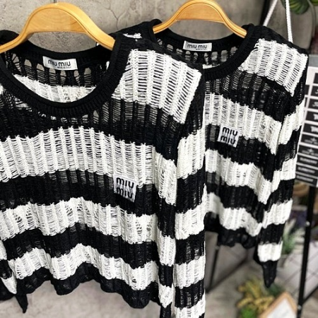 미우 MIUMIU 단가라 니트