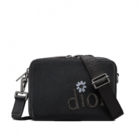 DIOR BY ERL 스트랩 파우치