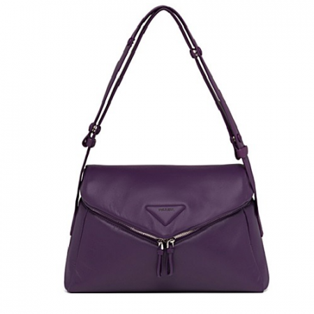 프라다 PRADA 나파 가죽 패딩 시뇨 숄더백 - 바이올렛