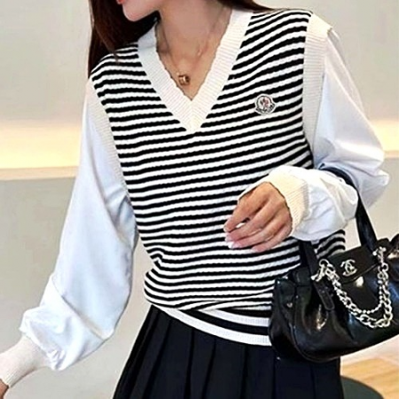 MONCLER 브이넥 폴리팔 니트