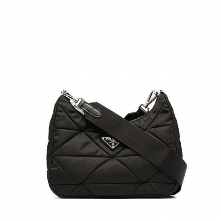 프라다 퀄팅 숄더백