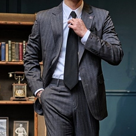 GUC*I 오리지널 스트라이프 정장