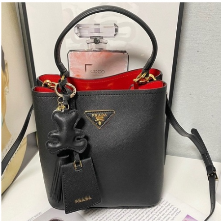(국내배송) 프라다 두블레 버킷백 스몰