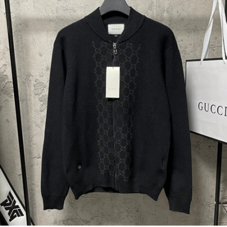 GUC*I 울 집업니트