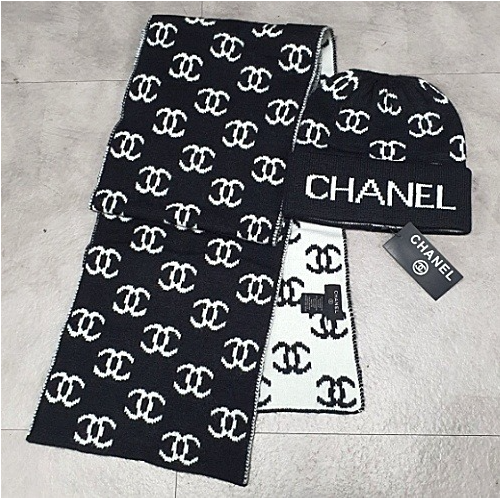 CHANEL 리버시블 비니 목도리 SET