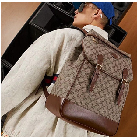 22S/S 구* GUCCI 인터로킹 G 미디엄 백팩