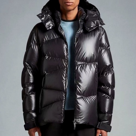 MONCLER 요네 YONNE 쇼트 다운 재킷 - 블랙