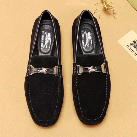 버버리 스웨이드 블랙 로퍼