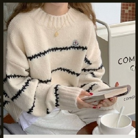 MONCL*R 쟈크줄 라운드 니트 (C57)