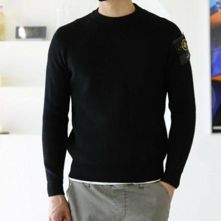 스톤아일*드 와펜 로고 니트