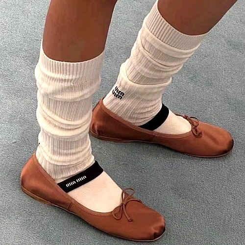 미우 MIUMIU 니하이 삭스 - 2color set