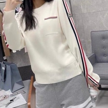 MONCL*R 삼선줄 라운드 니트 (7180)