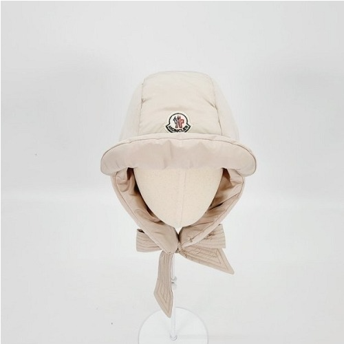 MONCL*R 패디드 버킷햇 (02)