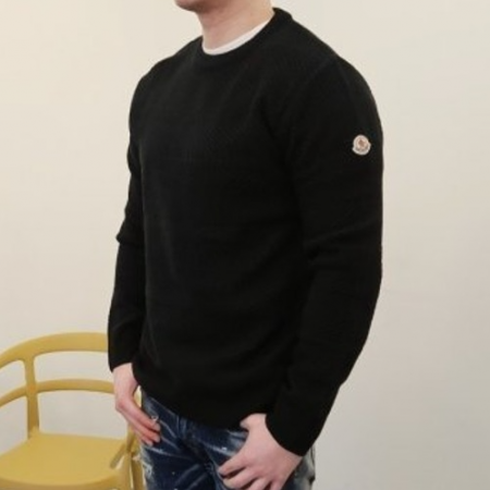 MONCL*R 와펜 패턴 니트 (신상)