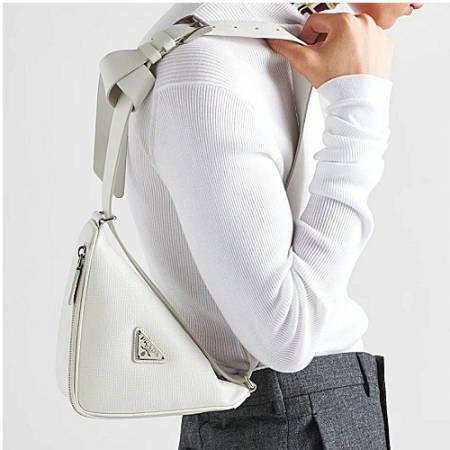 22FW 프라다 PRADA 사피아노 가죽 벨트 백 - 화이트