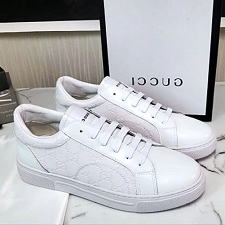 GUC*I  GG로고  남성 스니커즈