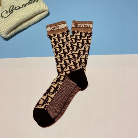 Christian DI*R   시그니쳐 브라운 2종 양말Set