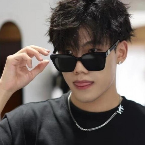 몽클*어 x 젠틀몬*터  swipe3 고급