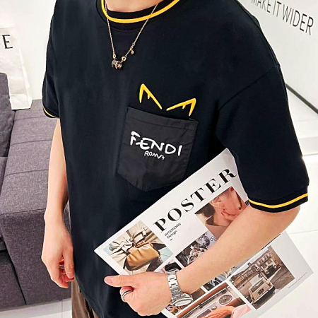 펜디 FENDI 포켓자수 티셔츠