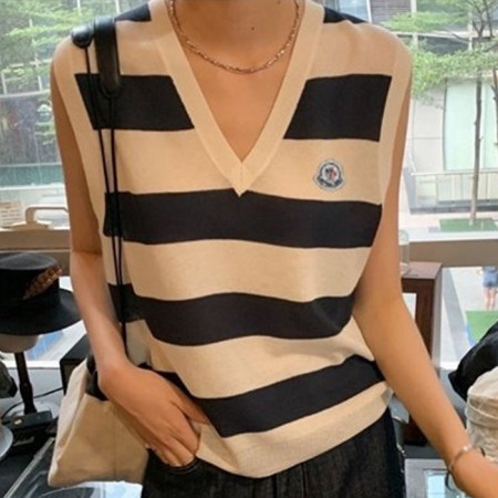 몽클*어  브이 ST민소매 니트