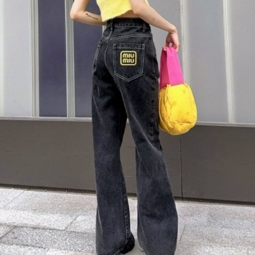 MIU M*U   24SS 자수 로고 스트레이트진