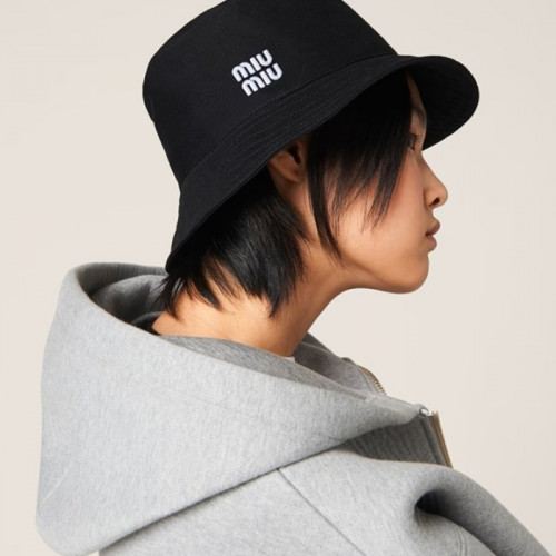 MIU M*U   영문로고 버킷햇 (남,여공용)