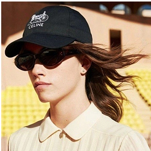 셀*느 CELINE 마차 자수로고 볼캡