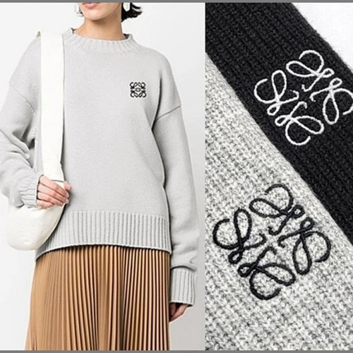 LOE*E  아나그램로고 라운드 니트