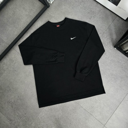 NIKE   로고 자수 옆트임 티셔츠