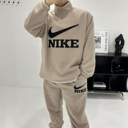 NIKE   이크 반집업셋트 (후리스)