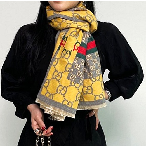 구* GUCCI 삼선 자수 머플러