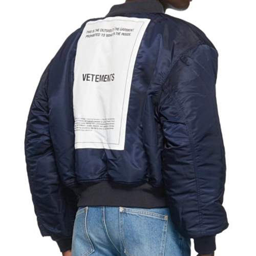 Vetements 리버시블 빅라벨 패치 봄버자켓