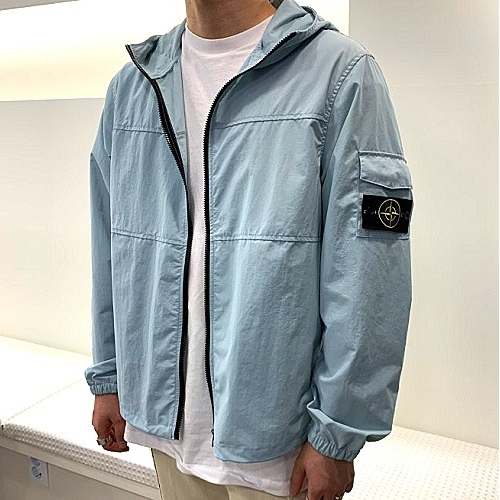 스톤아일*드 STONE ISLAND 후드 윈드 브레이커