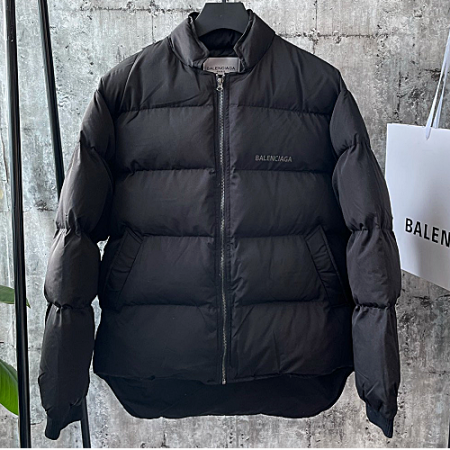 발렌시*가 오로라 웰론 패딩