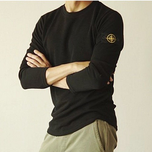 스톤아일*드 STONE ISLAND 니트지 라운드 티셔츠